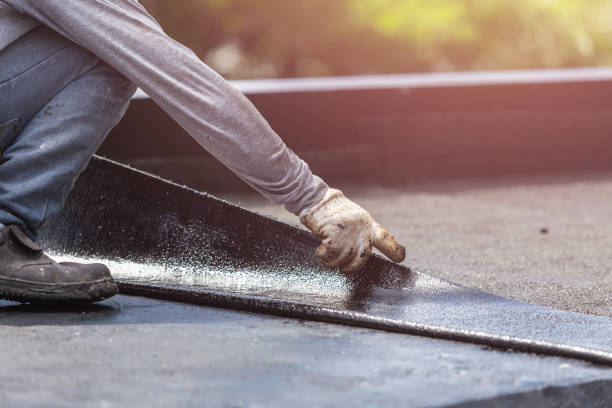 Professional Crawl Space Encapsulation technician working in Garrett, WA